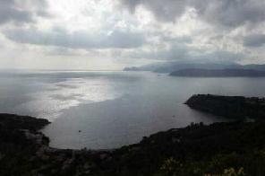 Xtrallusion photo library of independent, self-guided walking and sightseeing holidays in Italy. Pictures, images, photos and photographs taken along the way of this 1-day walking itinerary, to give you a visual impression of the day's walk.